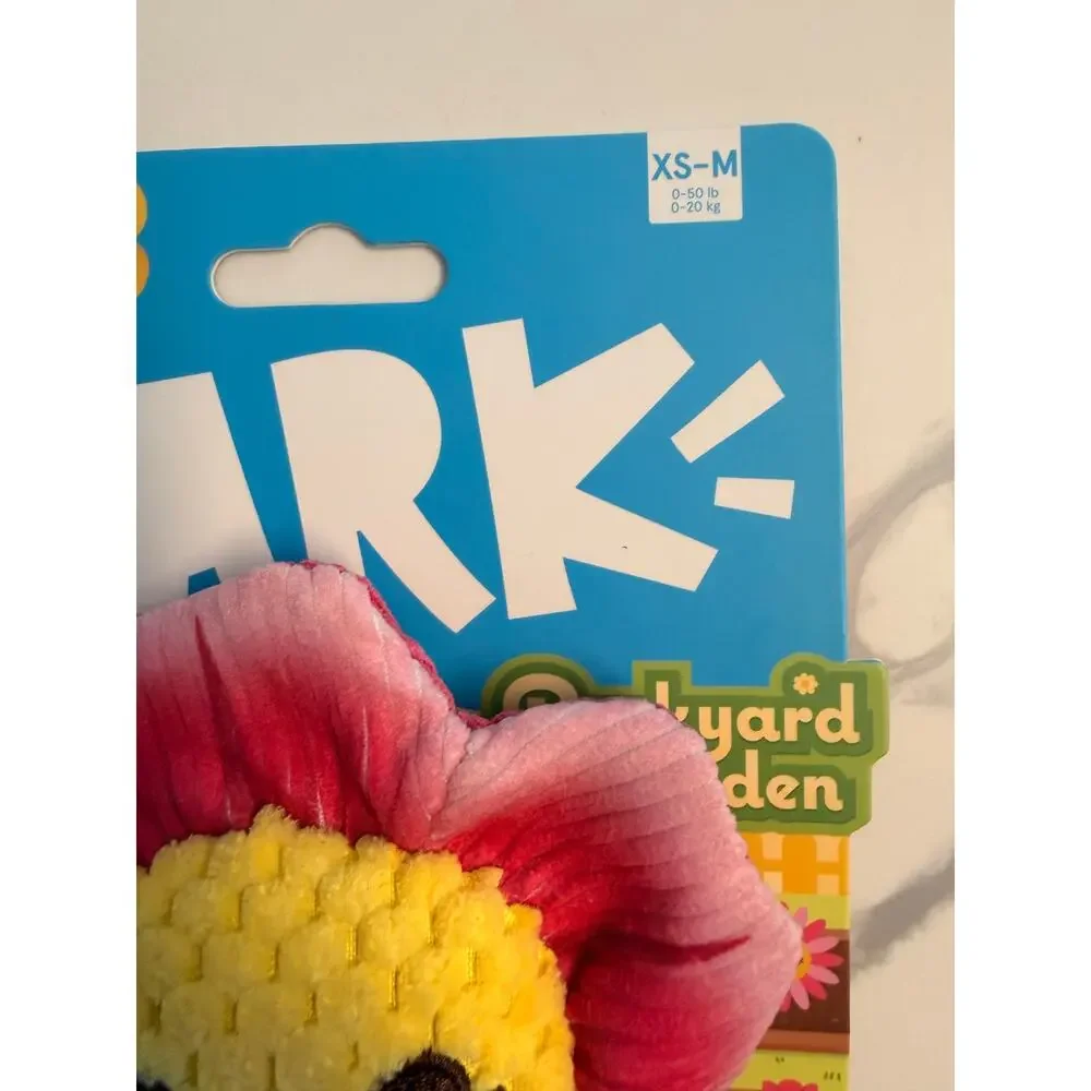 BARK Barkyard Garden Penny Pechewnia Flower Dog Toy Squeaker Tug XS-M NWT